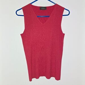 Van Heusen Red Vneck ribbed sleeveless top. Size Small